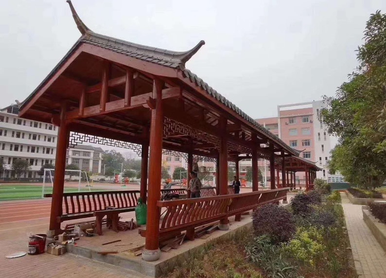 防腐木古建長(zhǎng)廊