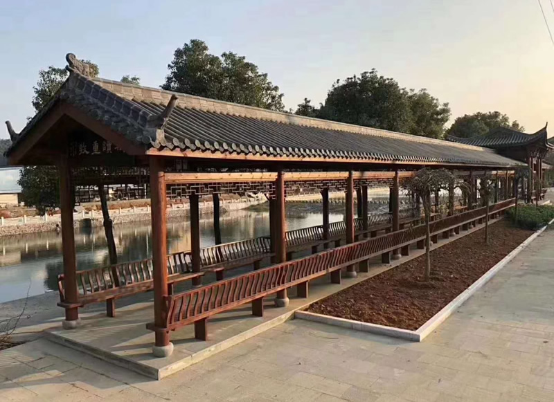 防腐木長(zhǎng)廊涼亭