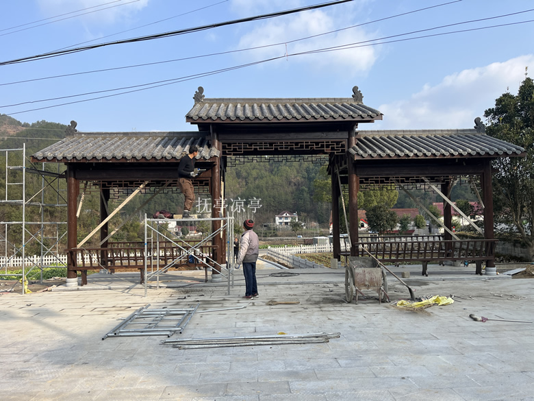 高低層防腐木長廊