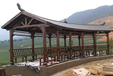 防腐木長(zhǎng)廊多少錢(qián)一個(gè)平方米，防腐木長(zhǎng)廊每平米的造價(jià)